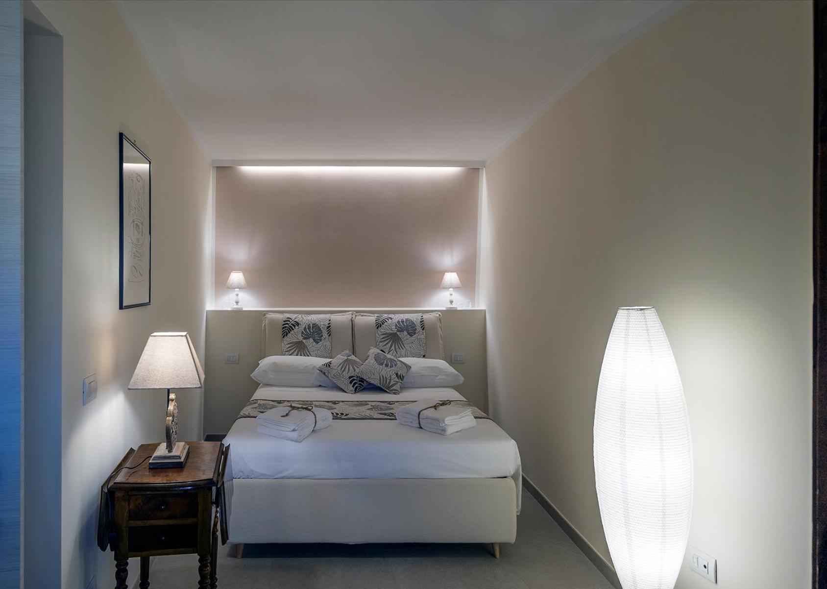 Bed and Breakfast Dimo' Re Farnese Exterior foto
